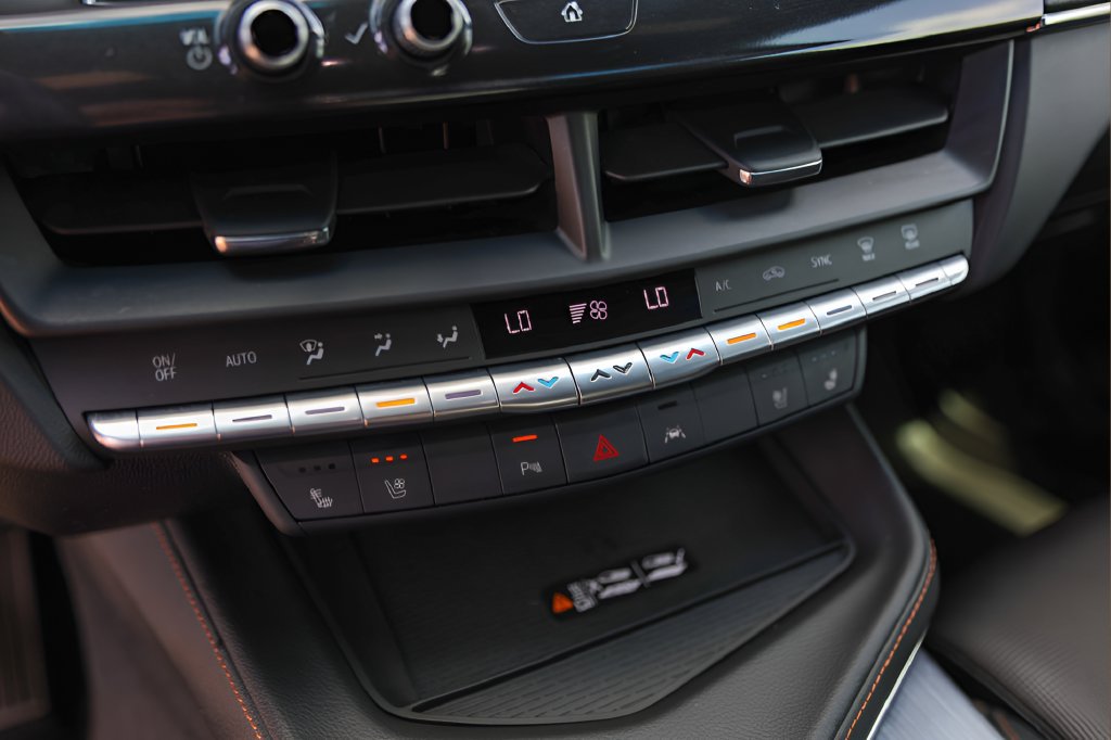 Used 2023 Cadillac CT4 Sport w/ Technology Package RWD image 18