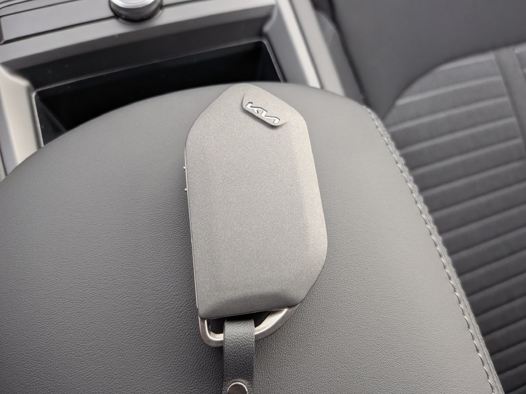 New 2026 Kia K5 LXS FWD image 25