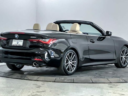 Used 2024 BMW 430i Convertible image 2