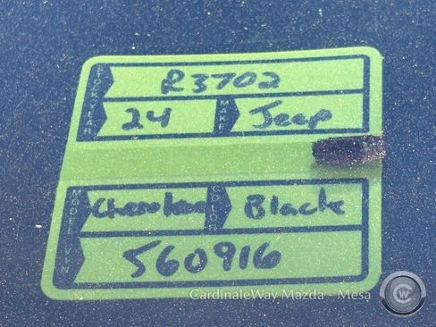 Used 2024 Jeep Grand Cherokee L Limited w/ Luxury Tech Group II image 32