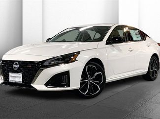 New 2025 Nissan Altima 2.5 SR video 2