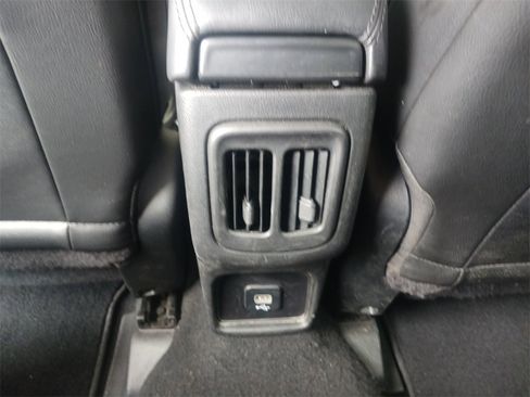 Used 2021 Jeep Compass Latitude w/ Sun and Sound Group image 24