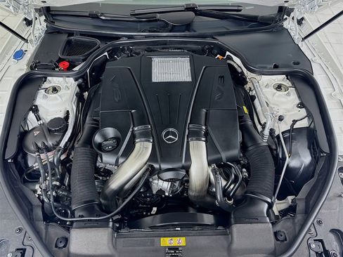 Used 2015 Mercedes-Benz SL 550 image 24