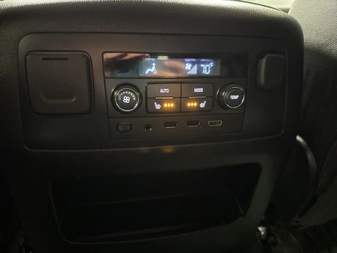 Used 2018 GMC Yukon SLT w/ Open Road Package image 43