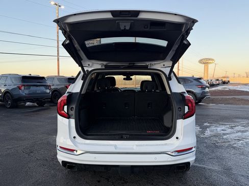 Used 2020 GMC Terrain Denali w/ Denali Premium Package image 5