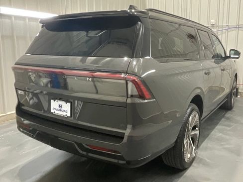 Used 2025 Lincoln Navigator L Black Label w/ Black Label Special Edition AWD/4WD image 22