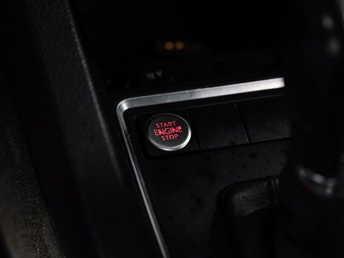 Used 2017 Volkswagen Jetta SE image 27