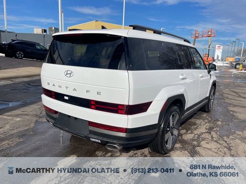 Used 2025 Hyundai Santa Fe Limited image 13