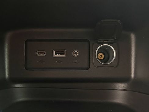 Used 2022 Chevrolet Equinox RS FWD image 19