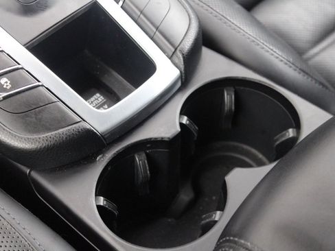 Certified 2017 Porsche Macan GTS image 33