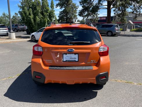 Used 2015 Subaru Crosstrek 2.0i Limited AWD/4WD image 4