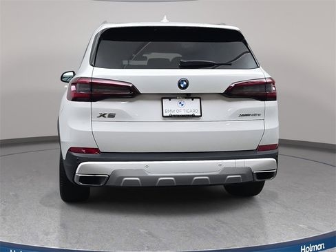 Used 2023 BMW X5 xDrive45e image 7