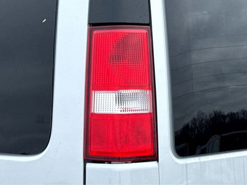 New 2025 GMC Savana 3500 LS image 19