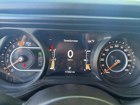 Used 2024 Jeep Wrangler Unlimited Rubicon 392 AWD/4WD image 3