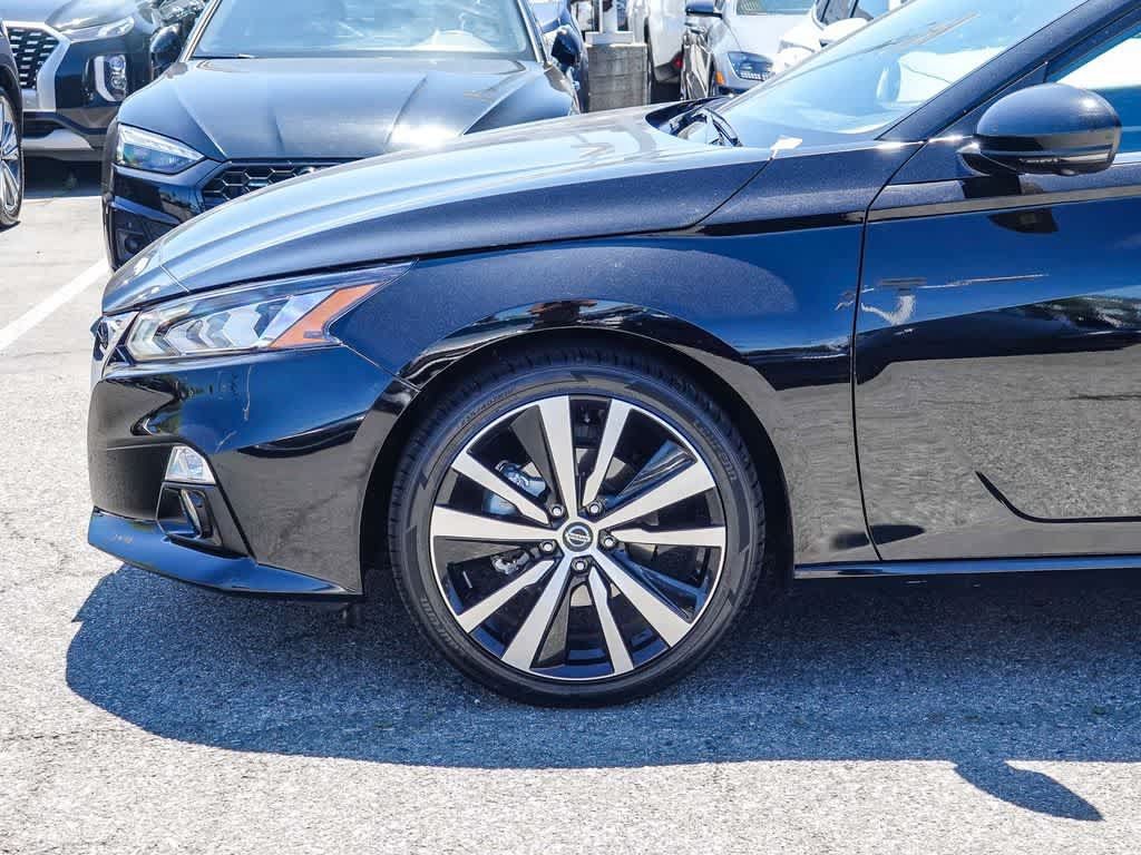 Used 2021 Nissan Altima 2.5 Platinum AWD/4WD image 9