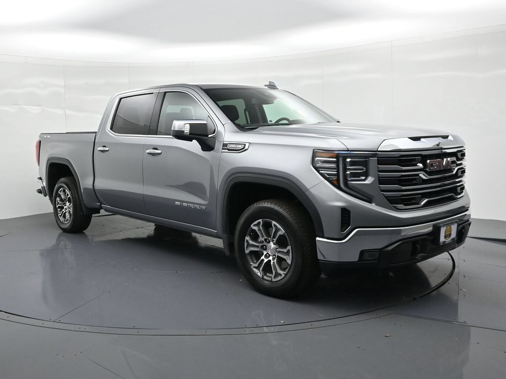Used 2026 GMC Sierra 1500 SLT AWD/4WD image 4