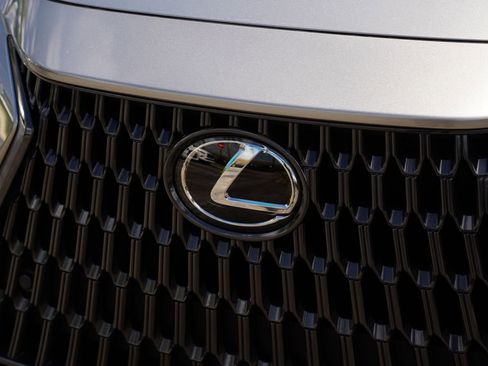 Used 2024 Lexus NX 250 FWD image 5