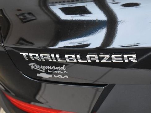 Used 2025 Chevrolet TrailBlazer ACTIV w/ Convenience Package image 18