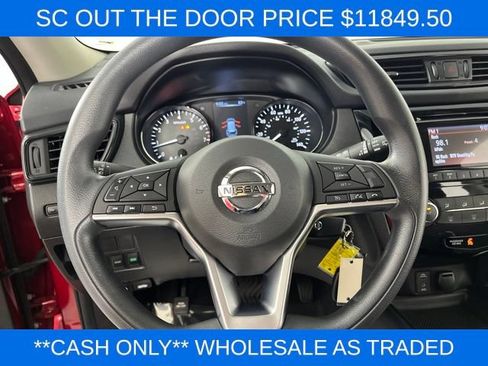 Used 2017 Nissan Rogue S FWD image 17