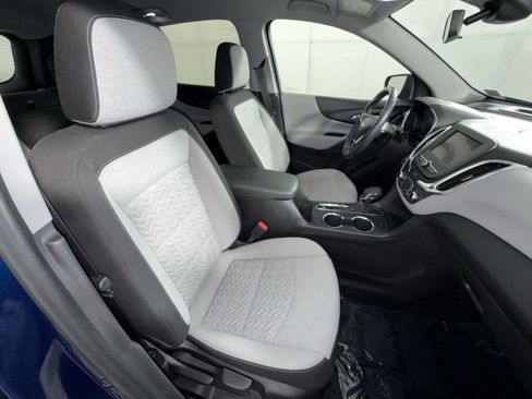 Used 2022 Chevrolet Equinox LT AWD/4WD image 25