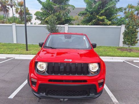 Used 2021 Jeep Renegade Sport FWD image 2