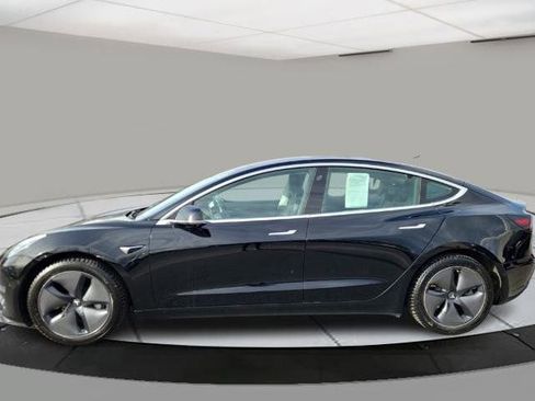 Used 2018 Tesla Model 3 Long Range image 2