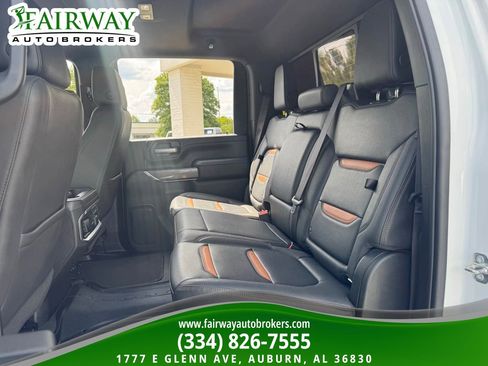 Used 2023 GMC Sierra 2500 AT4 w/ AT4 Premium Plus Package AWD/4WD image 11