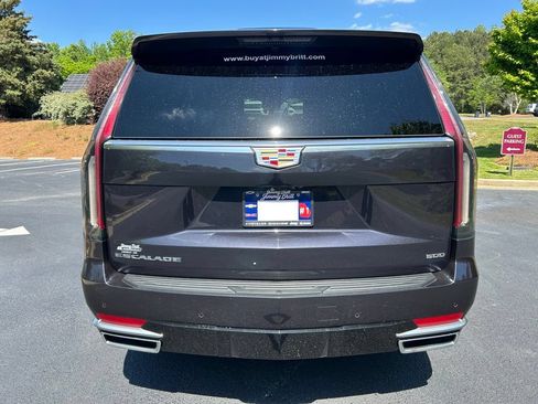 Used 2022 Cadillac Escalade Premium Luxury Platinum RWD image 26
