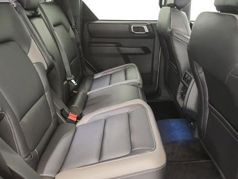 New 2025 Ford Bronco Outer Banks image 22