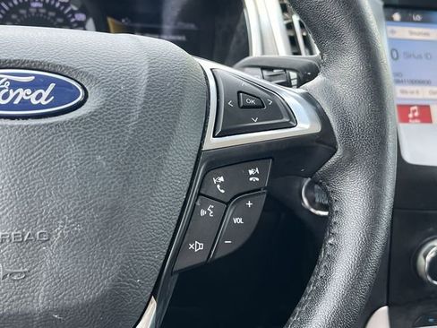 Used 2019 Ford Edge SEL w/ Equipment Group 201A FWD image 15