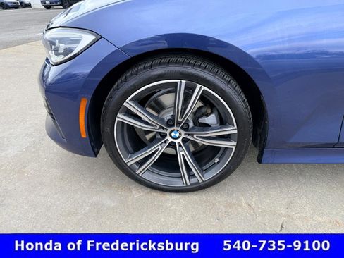 Used 2022 BMW 330i Sedan w/ Driving Assistance Package image 10