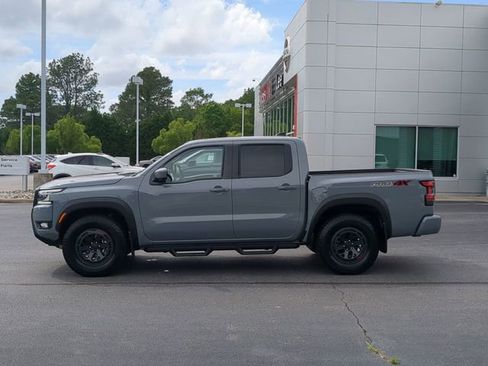 Certified 2025 Nissan Frontier PRO-4X w/ Pro Premium Package AWD/4WD image 6