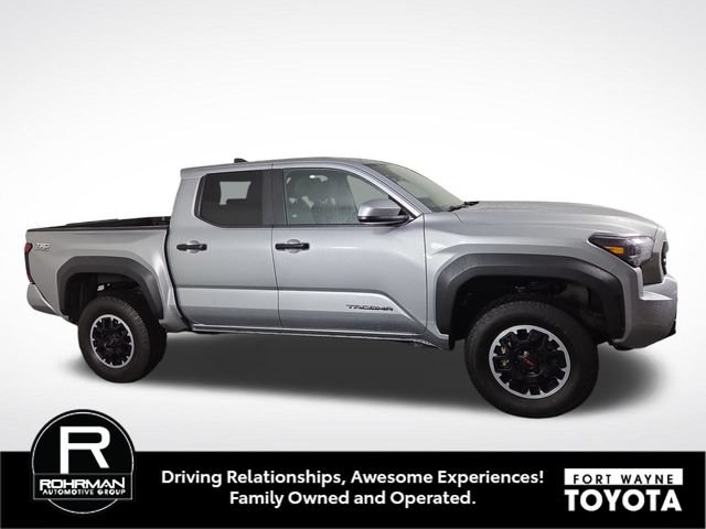Used 2024 Toyota Tacoma TRD Off-Road AWD/4WD image 5