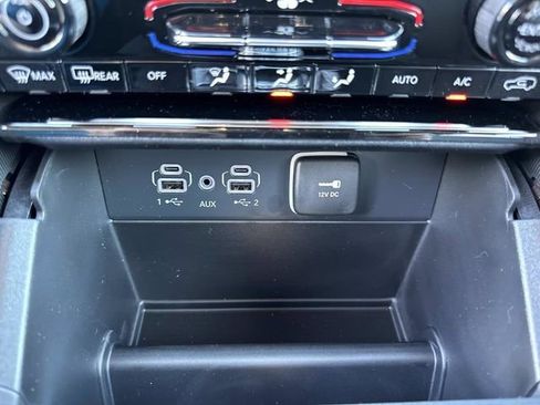 New 2025 Jeep Grand Cherokee Limited w/ Black Appearance Package image 27