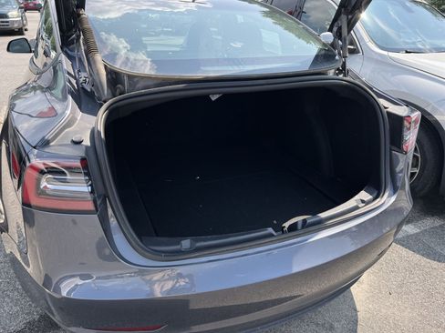 Used 2023 Tesla Model 3 Standard Range RWD image 23