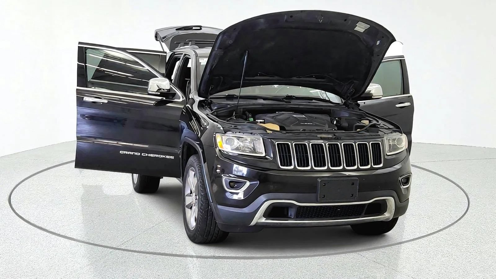 Used 2015 Jeep Grand Cherokee Limited w/ Trailer Tow Group IV AWD/4WD image 12