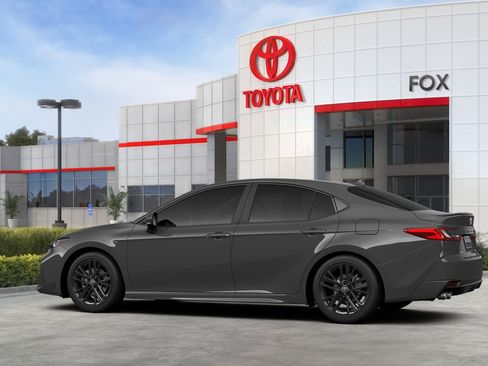New 2026 Toyota Camry SE image 5