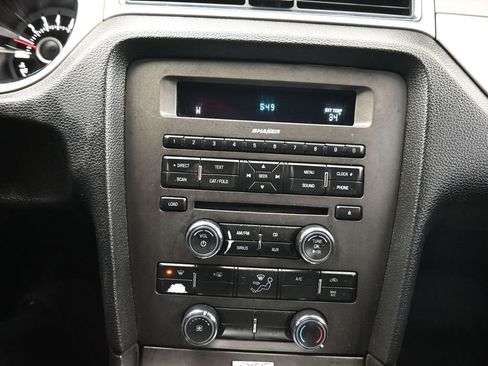 Used 2013 Ford Mustang Premium image 16