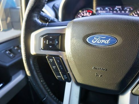 Used 2019 Ford F150 Lariat w/ Equipment Group 502A Luxury image 12