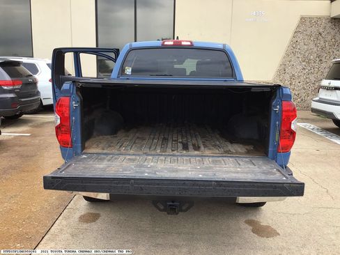 Used 2021 Toyota Tundra SR5 w/ SR5 Upgrade Package AWD/4WD image 10