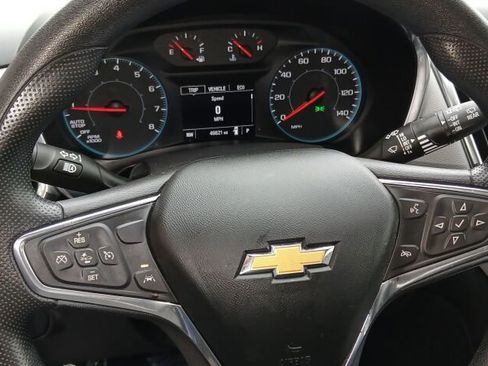 Used 2021 Chevrolet Equinox LS w/ LPO, Blackout Package image 27