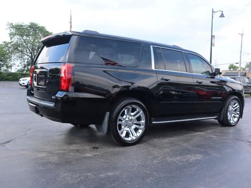 Used 2017 Chevrolet Suburban Premier AWD/4WD image 5