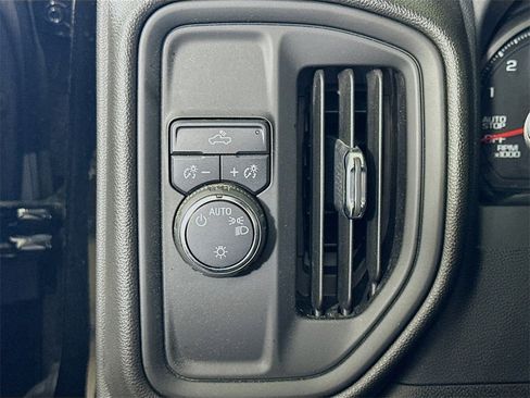 Used 2023 Chevrolet Silverado 1500 Custom w/ 2.7L Blackout Package image 22