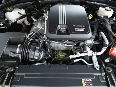 Used 2023 Cadillac CT4 Luxury w/ Sun And Sound Package AWD/4WD image 29