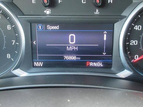 Used 2019 Chevrolet Equinox LT FWD image 27