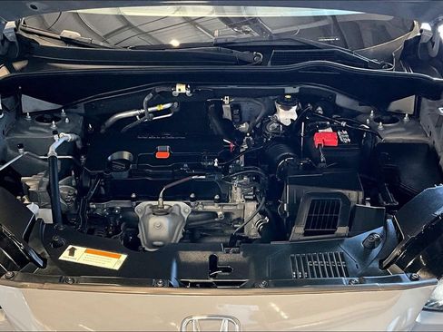Used 2025 Honda HR-V Sport image 30