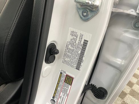 Used 2022 Honda CR-V EX-L image 34