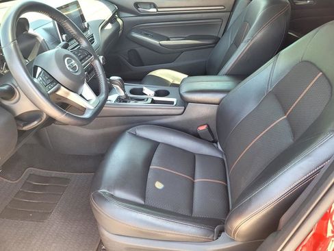 Used 2020 Nissan Altima 2.5 SR w/ Premium Package FWD image 12