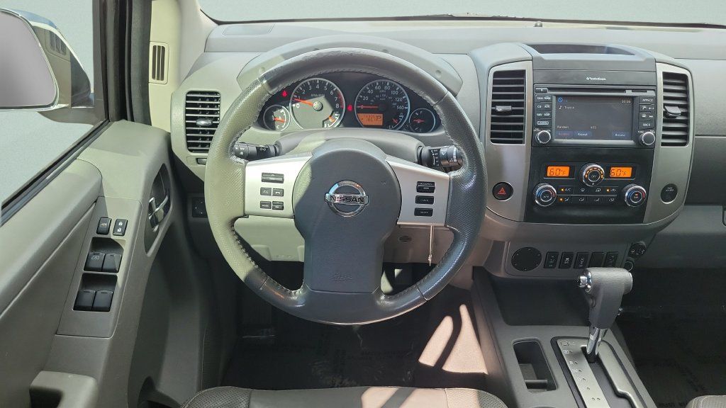 Used 2019 Nissan Frontier SL RWD image 12