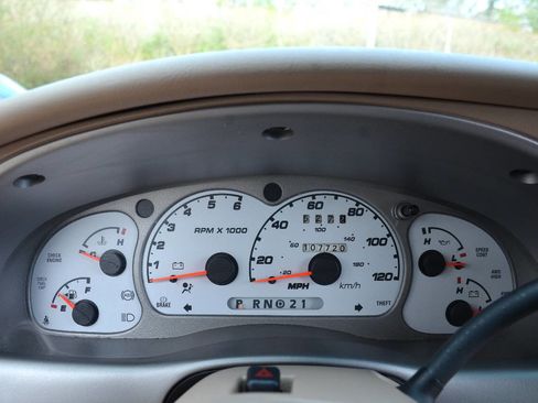 Used 2002 Ford Explorer Sport Trac 4x4 image 15